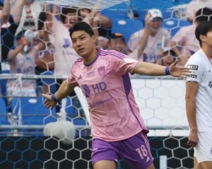 K League title race heats up as Ulsan cling to lead following draw
